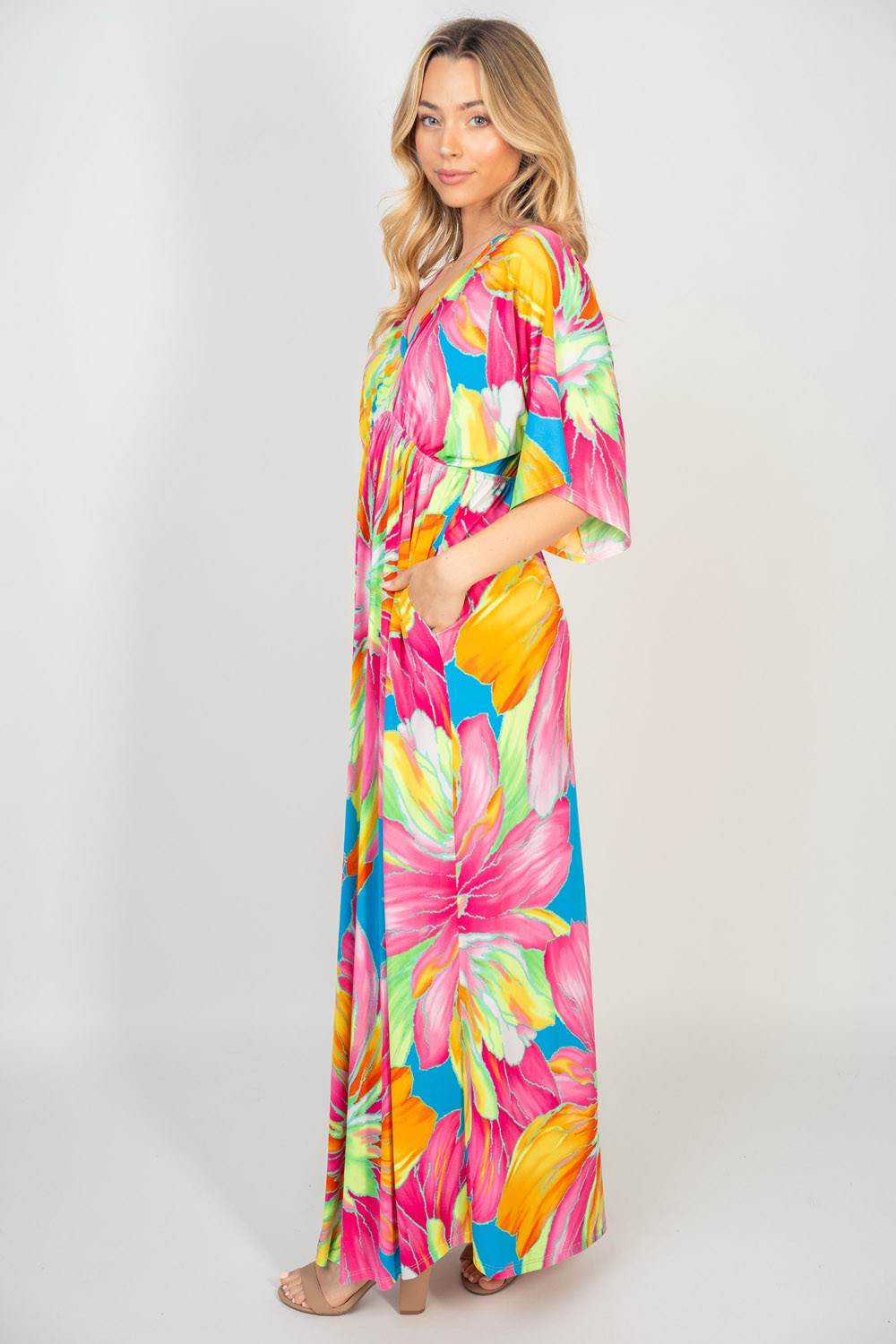 White Birch Printed V-Neck Maxi Dress with Pockets for a perfect OOTD – dress to impress outfits from Amexza