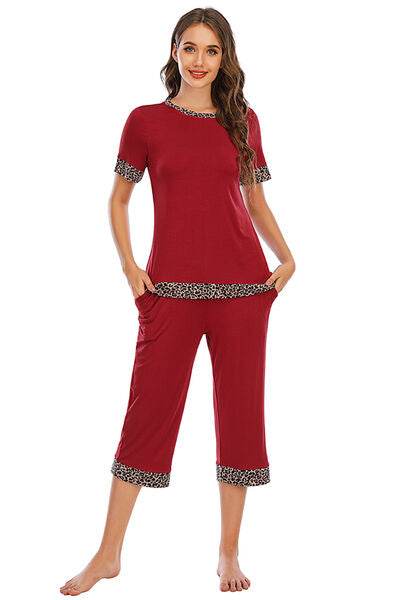 Round Neck Short Sleeve Top and Capris Pants Lounge Set for a perfect OOTD – dress to impress outfits from Amexza