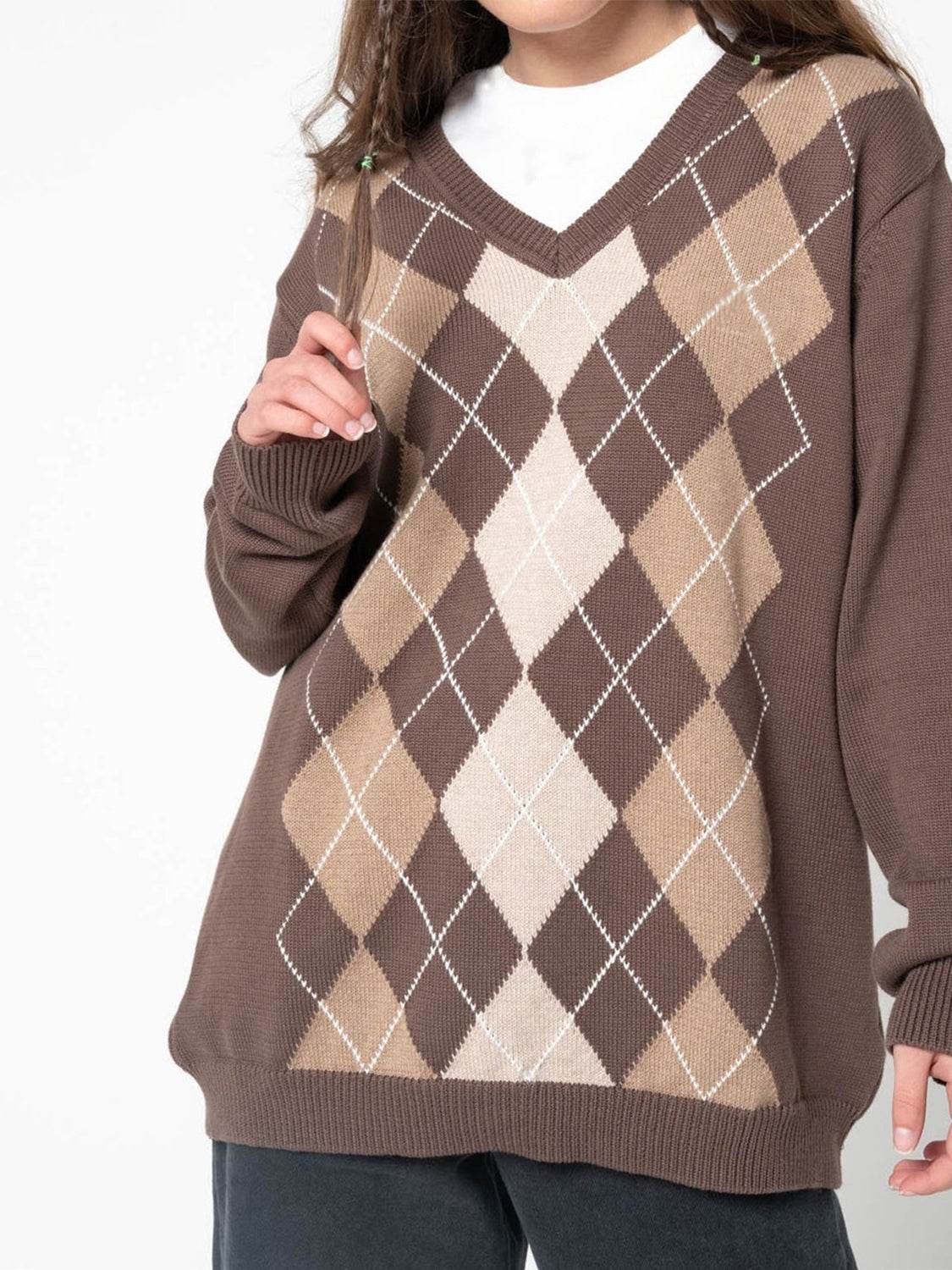 Geometric V-Neck Long Sleeve Sweater Mocha for a perfect OOTD – dress to impress outfits from Amexza