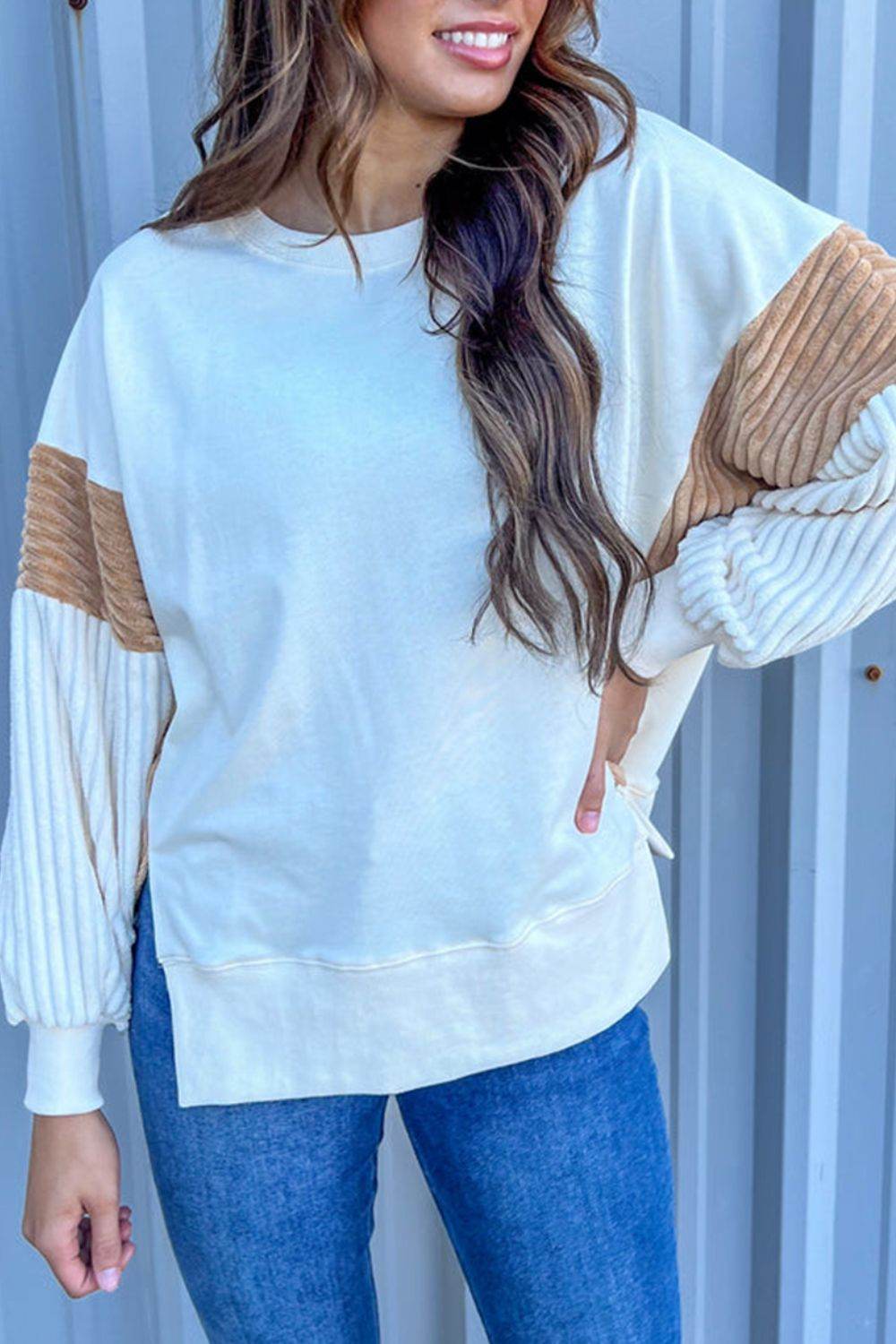 Slit Color Block Long Sleeve Sweatshirt for a perfect OOTD – dress to impress outfits from Amexza