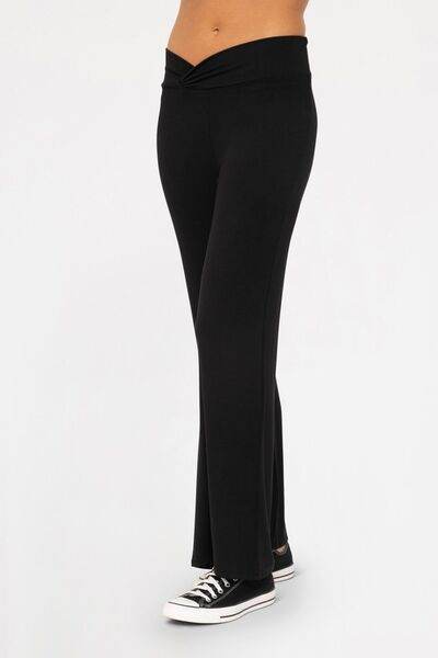 Mono B Cross Pleat Flare Pants for a perfect OOTD – dress to impress outfits from Amexza