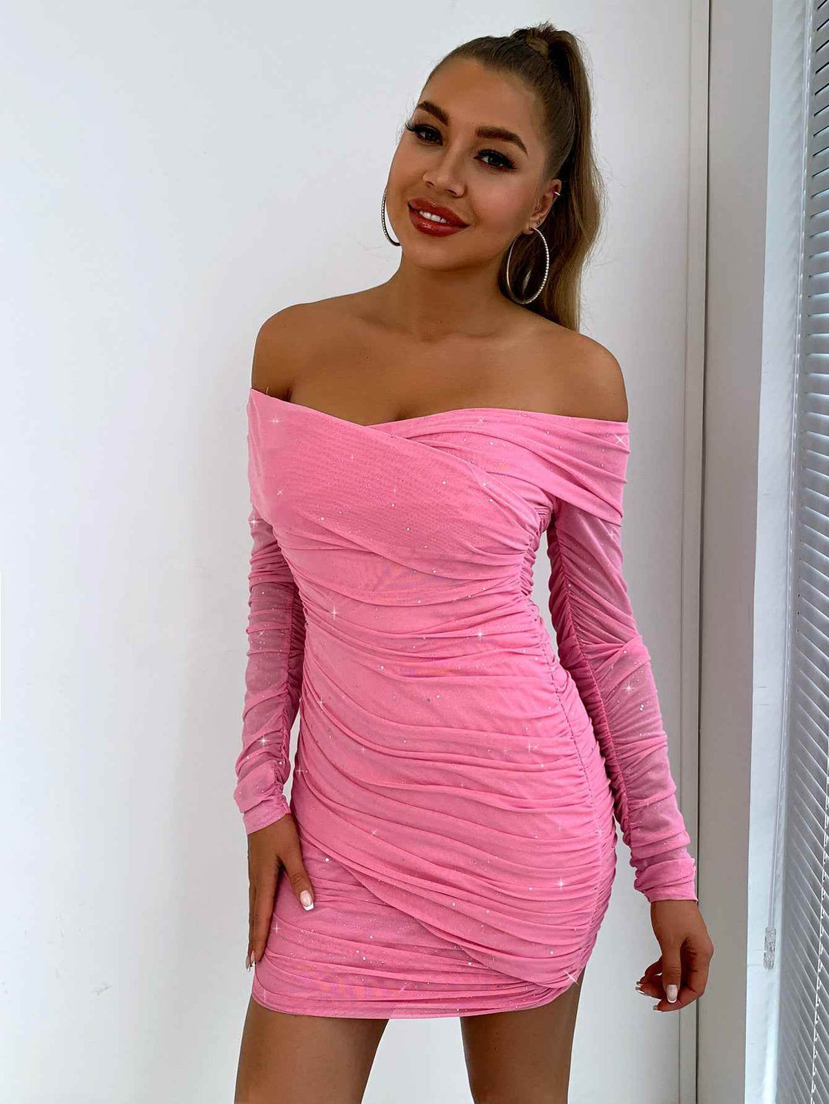 Glitter Ruched Off-Shoulder Long Sleeve Bodycon Dress for a perfect OOTD – dress to impress outfits from Amexza