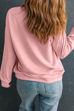 Valentine’s Day XOXO Round Neck Long Sleeve Sweatshirt for a perfect OOTD – dress to impress outfits from Amexza