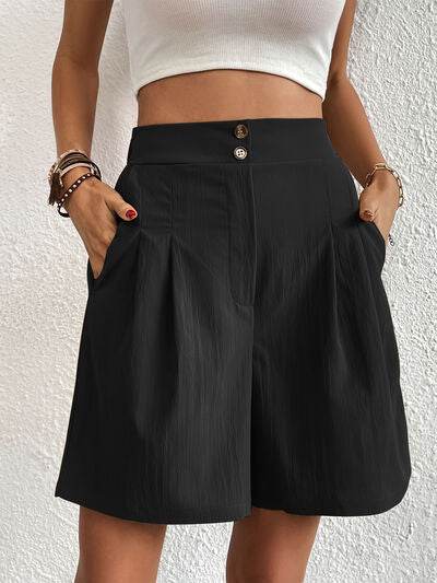 Pocketed Half Elastic Waist Shorts - Amexza