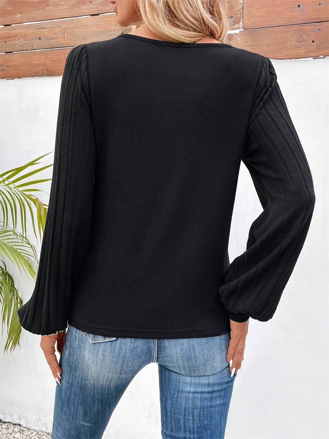 Contrast V-Neck Long Sleeve T-Shirt - Amexza