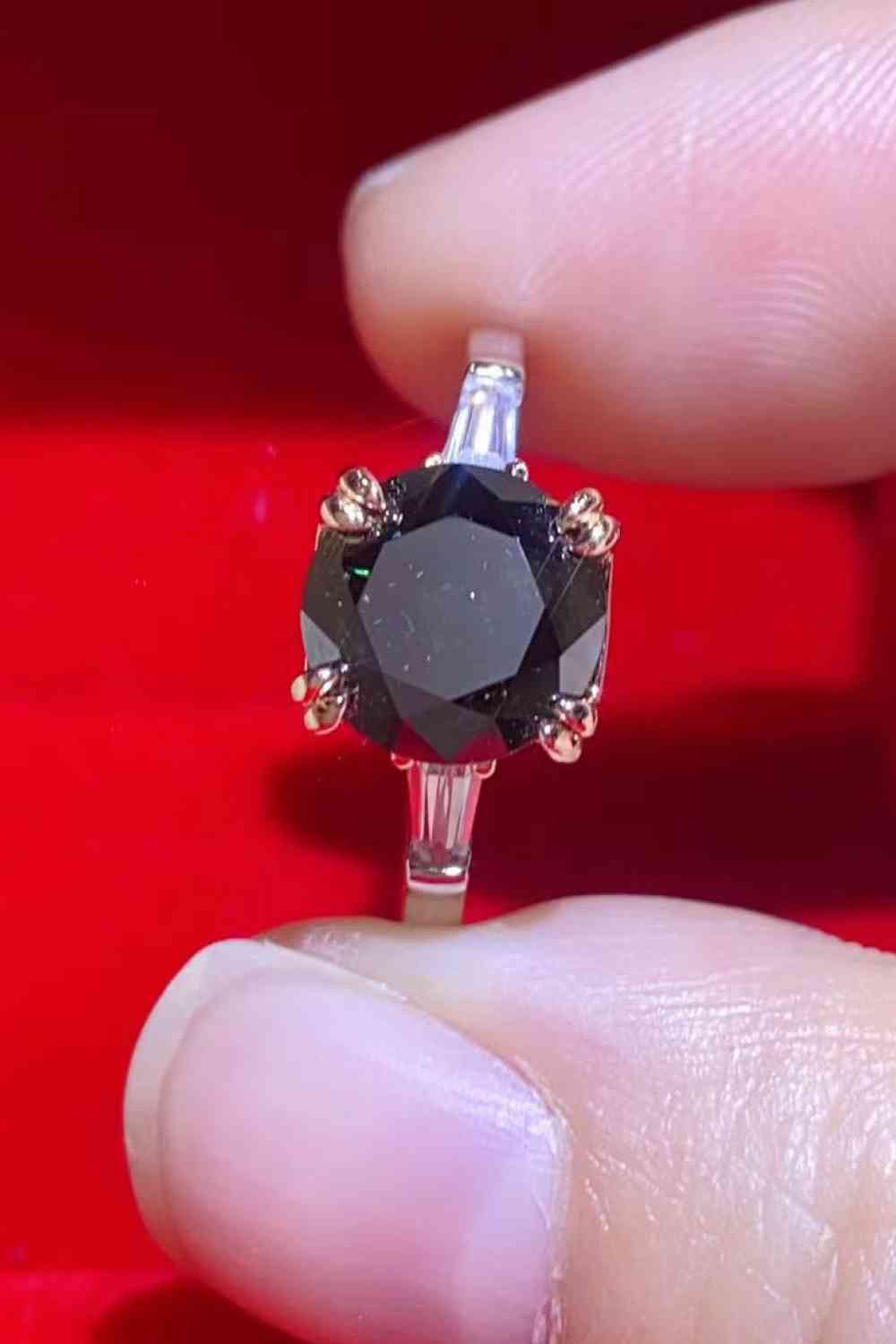 2 Carat Black Moissanite Platinum-Plated Ring for a perfect OOTD – dress to impress outfits from Amexza