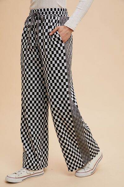 Annie Wear Drawstring Checkered Wide Leg Pants for a perfect OOTD – dress to impress outfits from Amexza