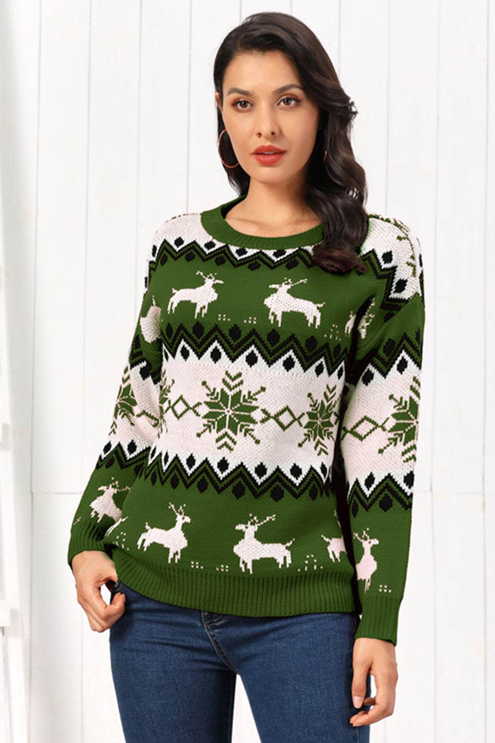 Reindeer Round Neck Sweater Green for a perfect OOTD – dress to impress outfits from Amexza