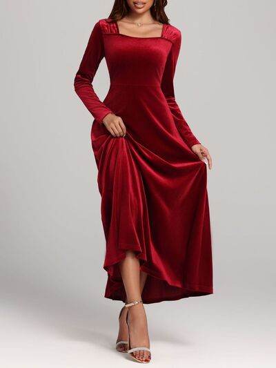 Square Neck Long Sleeve Velvet Dress for a perfect OOTD – dress to impress outfits from Amexza