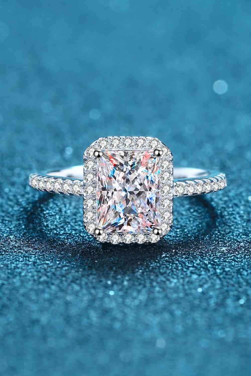 2 Carat Moissanite 925 Sterling Silver Halo Ring for a perfect OOTD – dress to impress outfits from Amexza