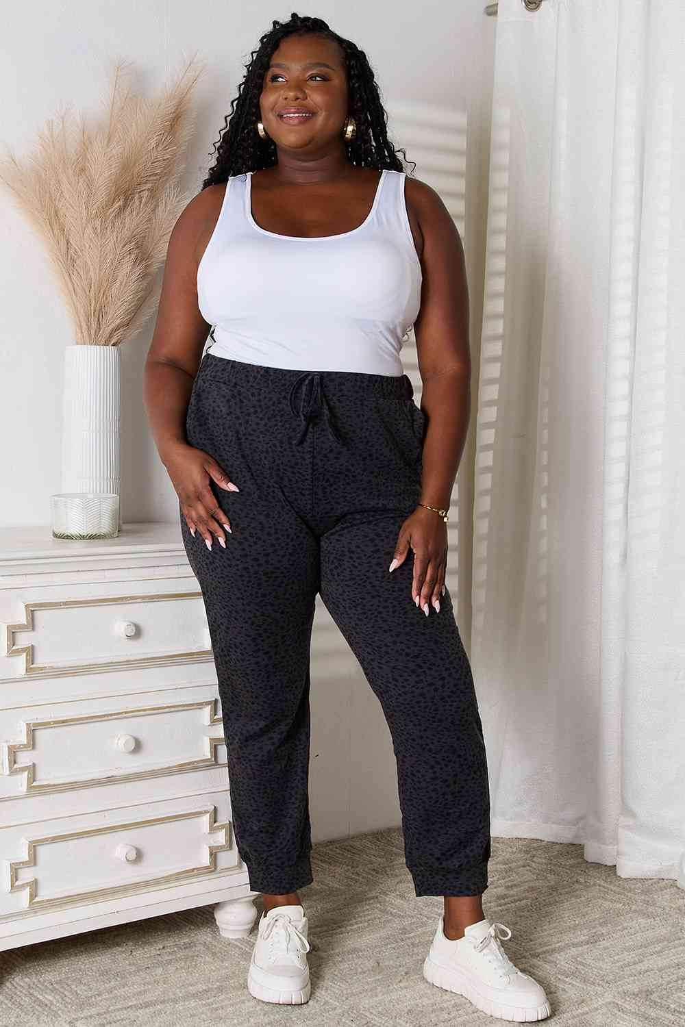 Basic Bae Leopard Print Joggers with Pockets for a perfect OOTD – dress to impress outfits from Amexza