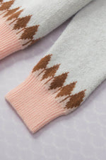 Geometric Contrast Round Neck Long Sleeve Sweater for a perfect OOTD – dress to impress outfits from Amexza