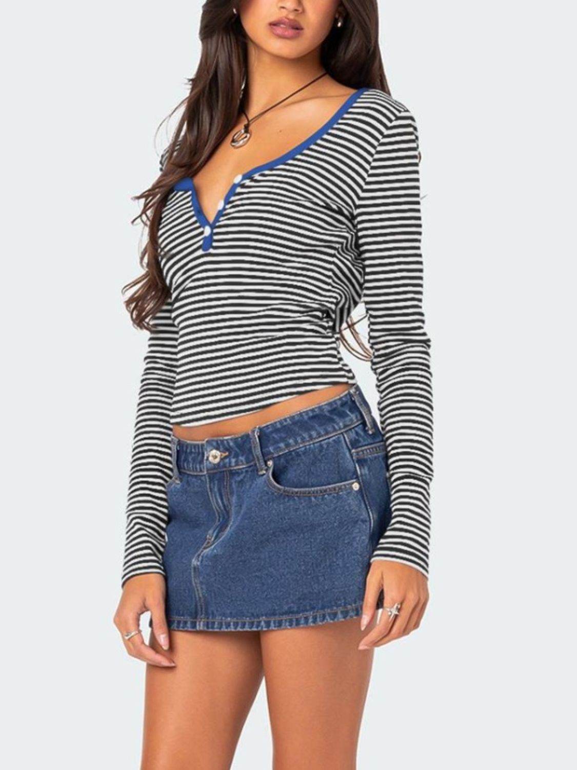 Buttoned Striped Long Sleeve T-Shirt for a perfect OOTD – dress to impress outfits from Amexza