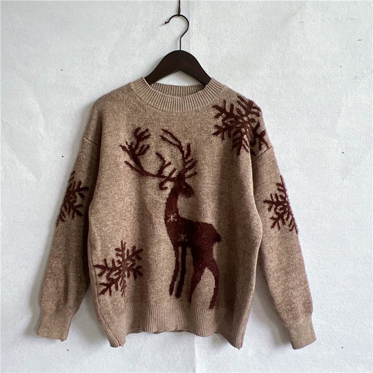 Reindeer and Snowflake Pattern Sweater - Amexza