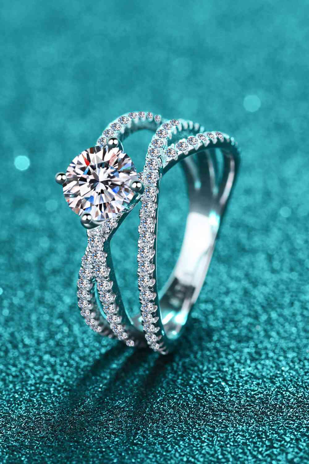 1 Carat Moissanite Crisscross Ring Silver for a perfect OOTD – dress to impress outfits from Amexza