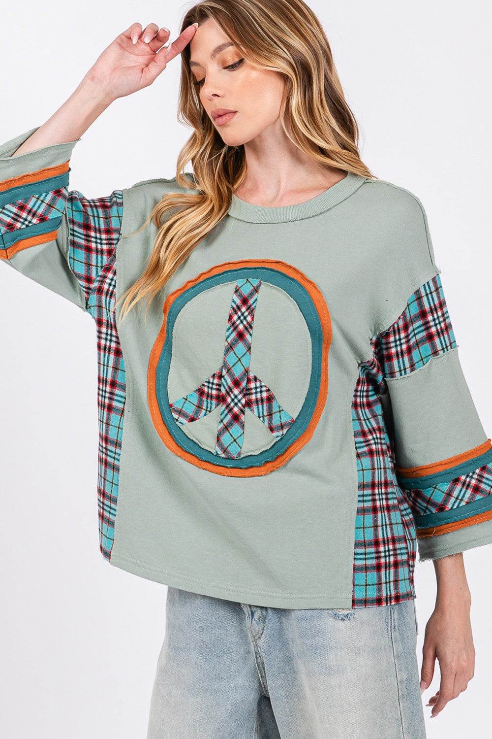 SAGE + FIG Peace Applique Patch Contrast Plaid Top for a perfect OOTD – dress to impress outfits from Amexza