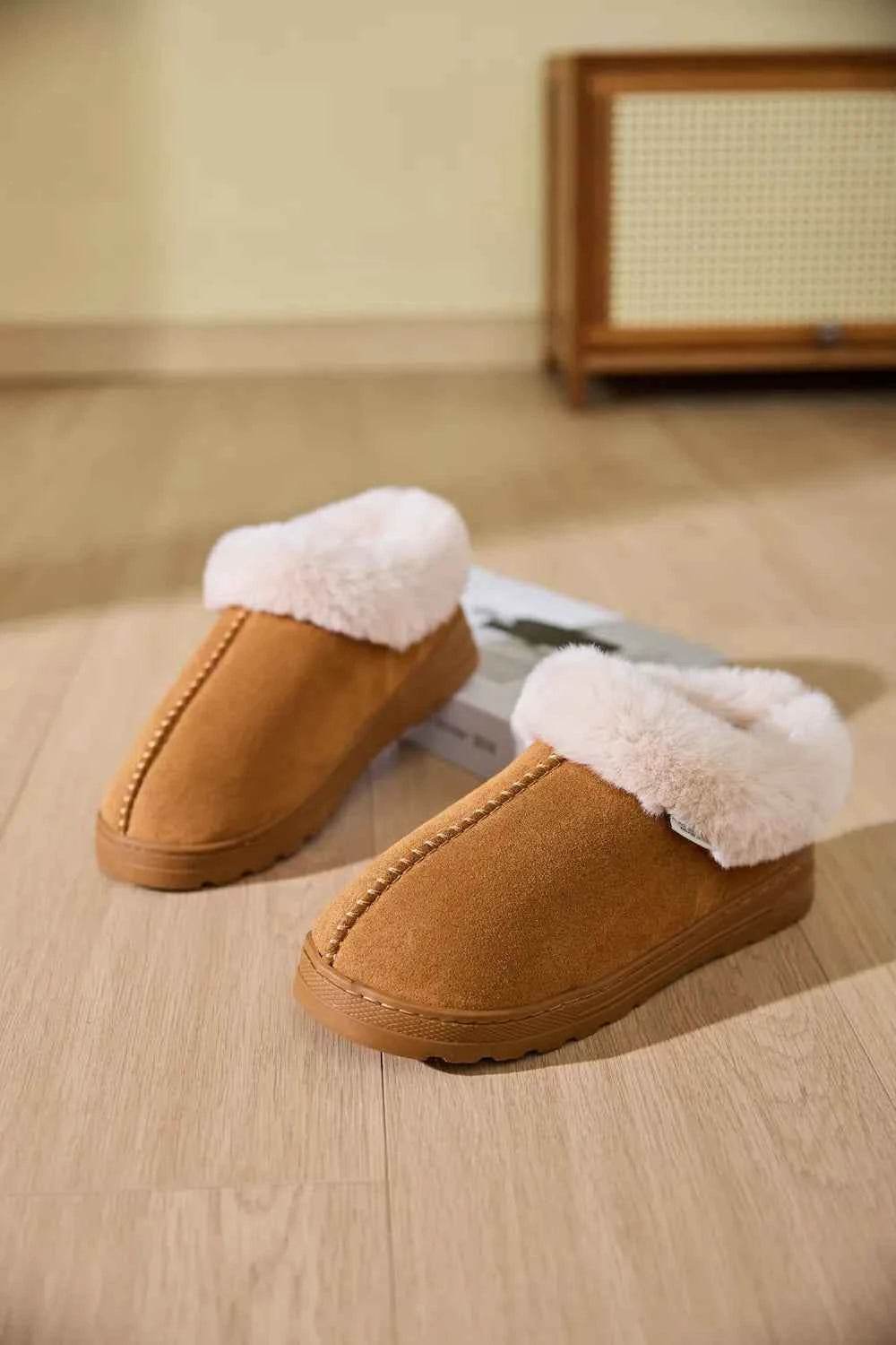 Faux Fur Round Toe Platform Slippers for a perfect OOTD – dress to impress outfits from Amexza