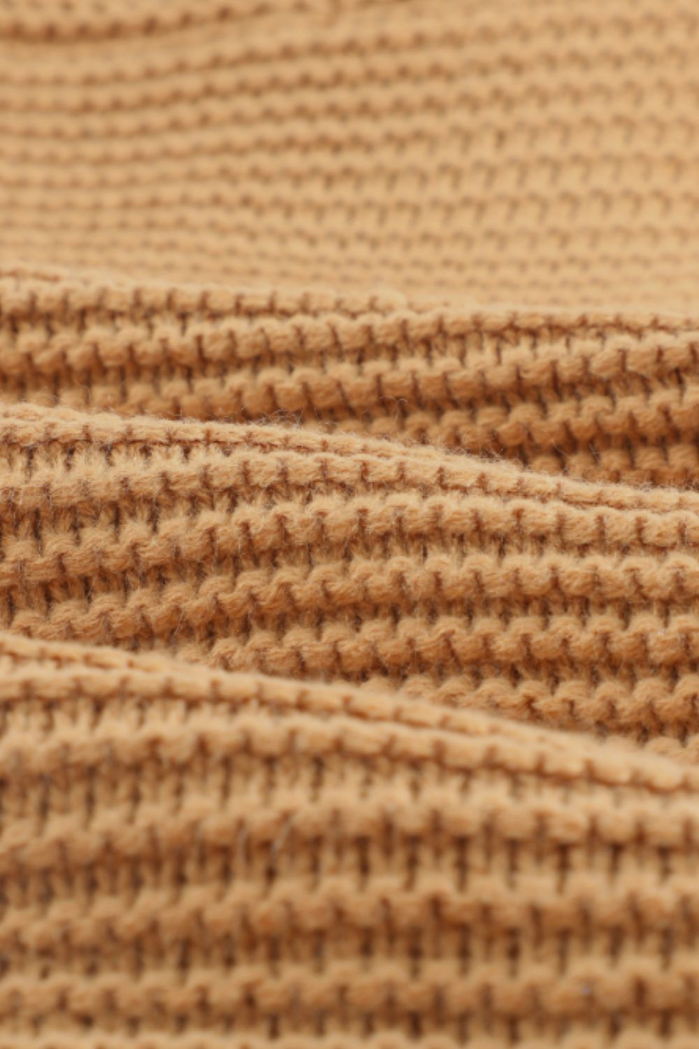 Side Slit Turtleneck Long Sleeve Sweater for a perfect OOTD – dress to impress outfits from Amexza