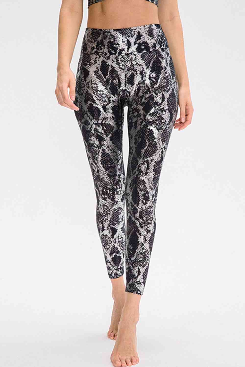 Animal Print Slim Fit Wide Waistband Long Sports Pants Black for a perfect OOTD – dress to impress outfits from Amexza