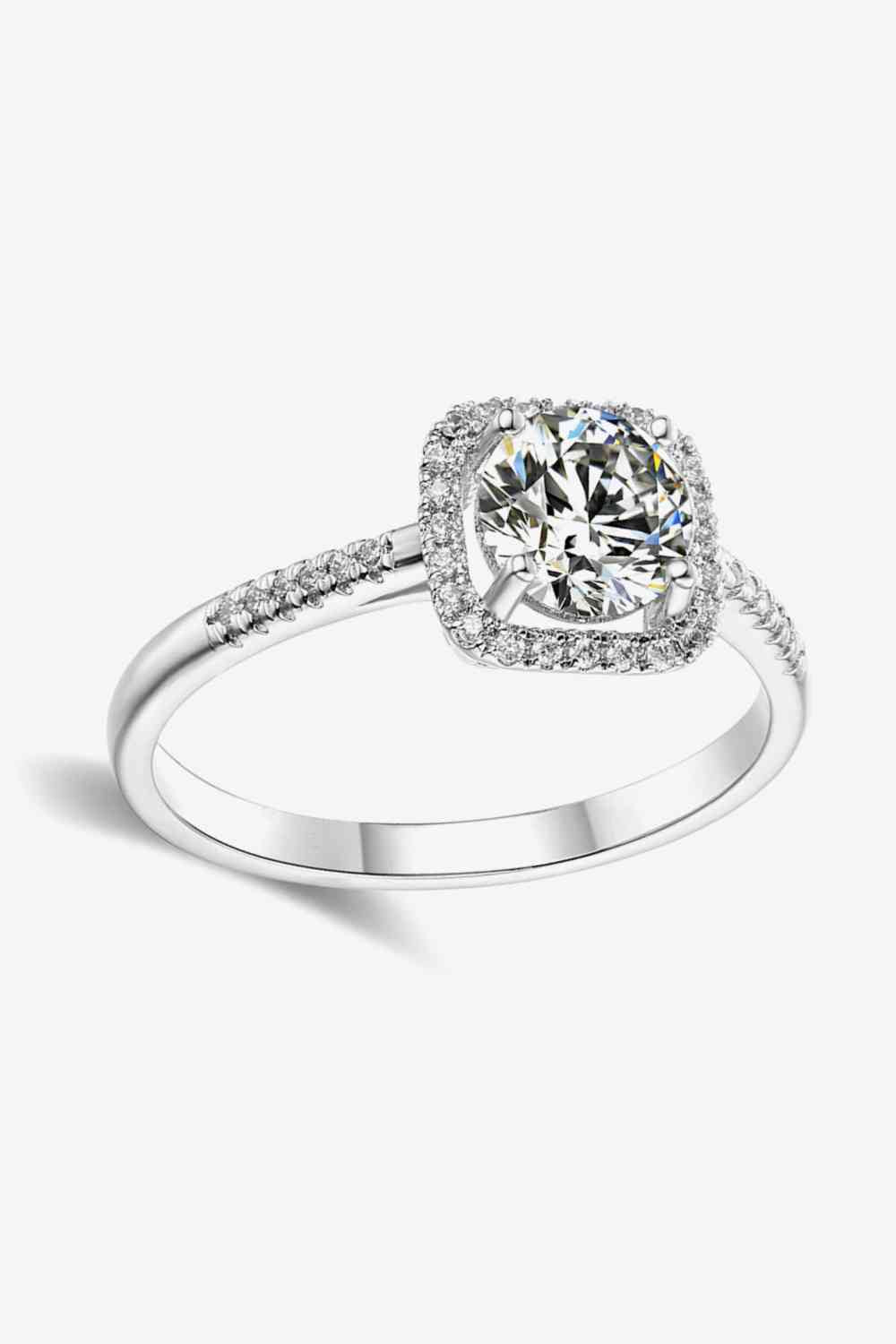 1 Carat Moissanite Zircon Ring for a perfect OOTD – dress to impress outfits from Amexza