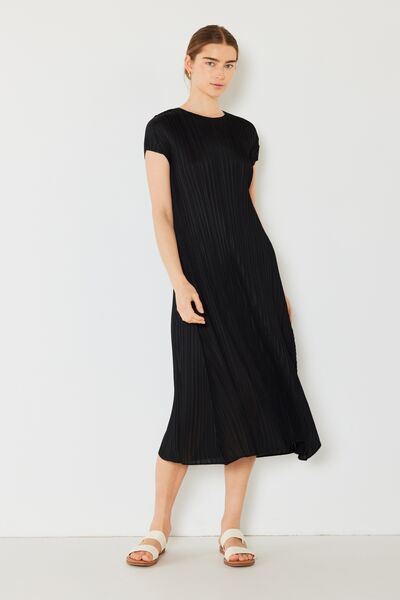 Marina West Swim Pleated Cap Sleeve A-Line Dress for a perfect OOTD – dress to impress outfits from Amexza