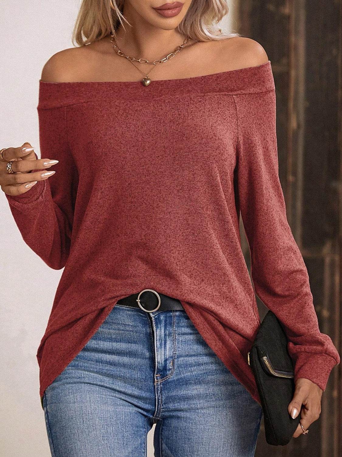 Off-Shoulder Long Sleeve T-Shirt Rust for a perfect OOTD – dress to impress outfits from Amexza