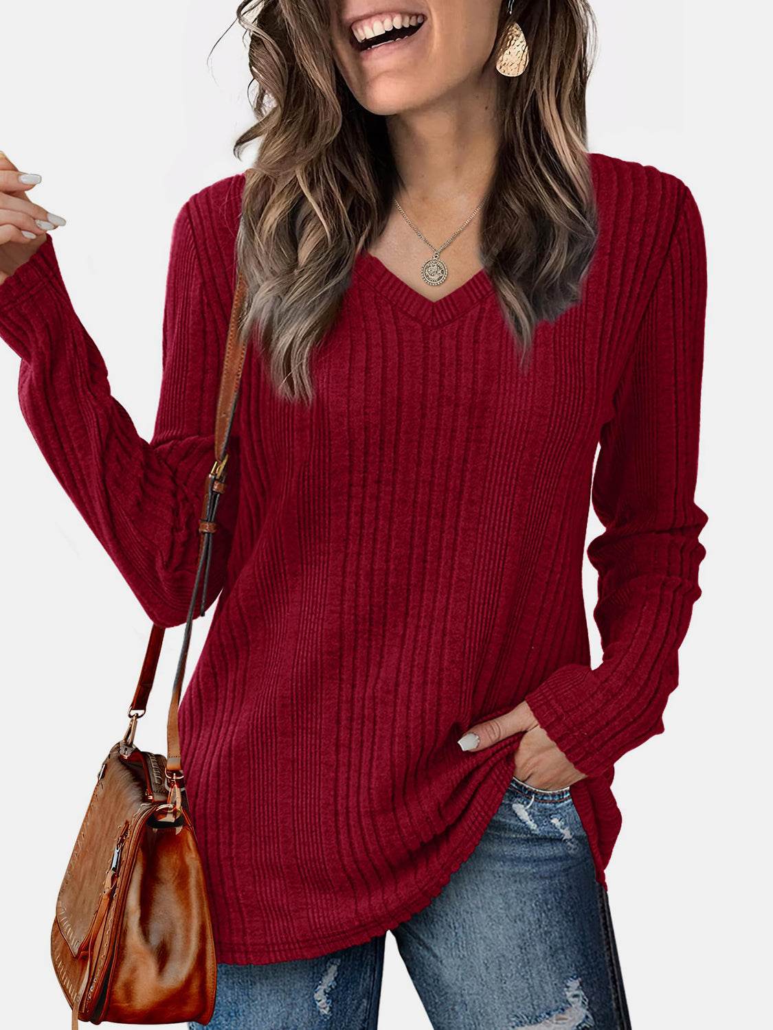 V-Neck Long Sleeve T-Shirt Burgundy for a perfect OOTD – dress to impress outfits from Amexza