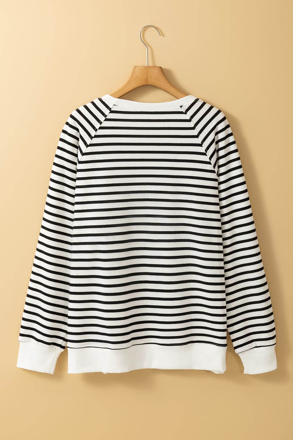 Side Slit Stripe Raglan Sleeve Sweatshirt for a perfect OOTD – dress to impress outfits from Amexza