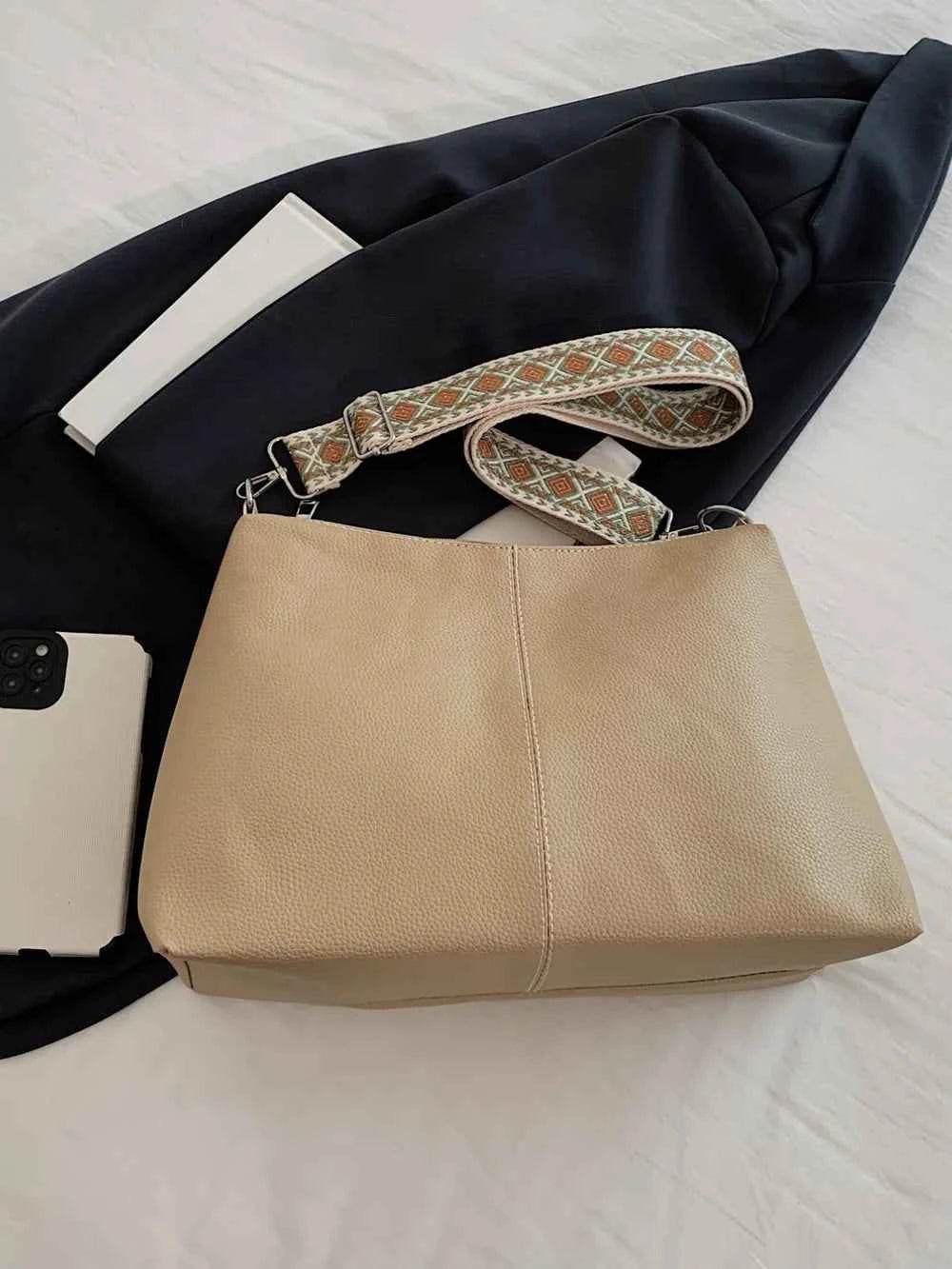 PU Leather Geometric Pattern Strap Shoulder Bag for a perfect OOTD – dress to impress outfits from Amexza