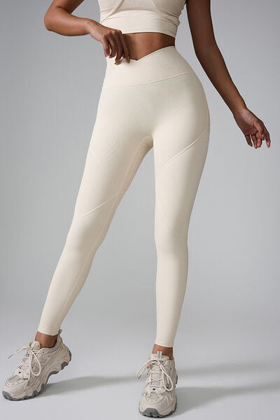 High Waist Active Leggings Ivory for a perfect OOTD – dress to impress outfits from Amexza