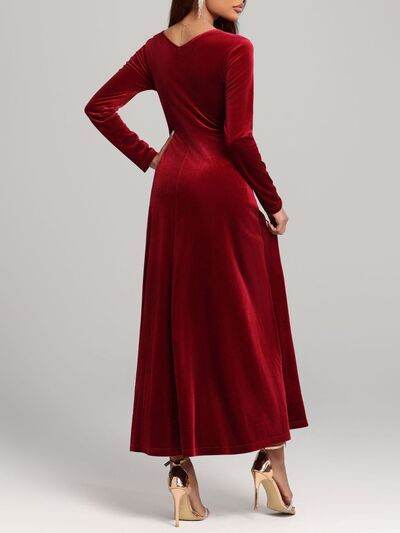 Square Neck Long Sleeve Velvet Dress for a perfect OOTD – dress to impress outfits from Amexza