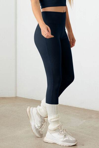 Le Lis Ribbed Crop Cami and High Waist Brushed Leggings Set for a perfect OOTD – dress to impress outfits from Amexza