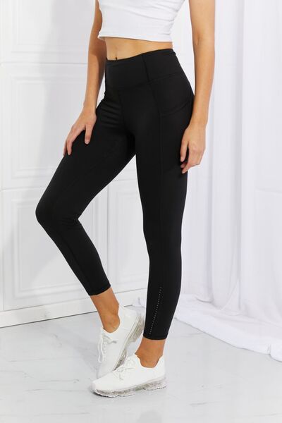 Leggings Depot Full Size Strengthen and Lengthen Reflective Dot Active Leggings for a perfect OOTD – dress to impress outfits from Amexza