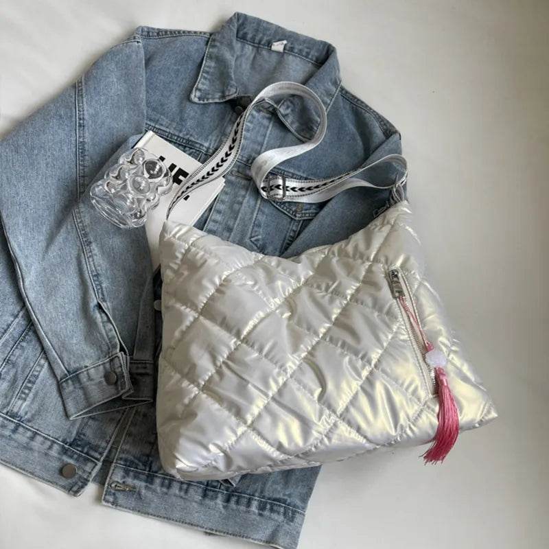 Quilted Nylon Travel Bag for a perfect OOTD – dress to impress outfits from Amexza