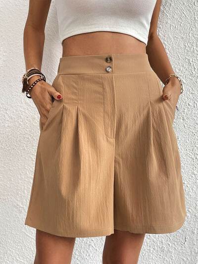 Pocketed Half Elastic Waist Shorts Khaki for a perfect OOTD – dress to impress outfits from Amexza