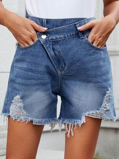 Distressed Raw Hem Asymmetric Waist Denim Shorts for a perfect OOTD – dress to impress outfits from Amexza