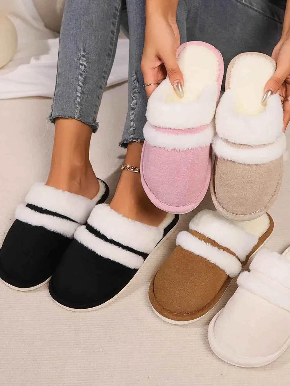 Contrast Faux Fur Round Toe Slippers for a perfect OOTD – dress to impress outfits from Amexza