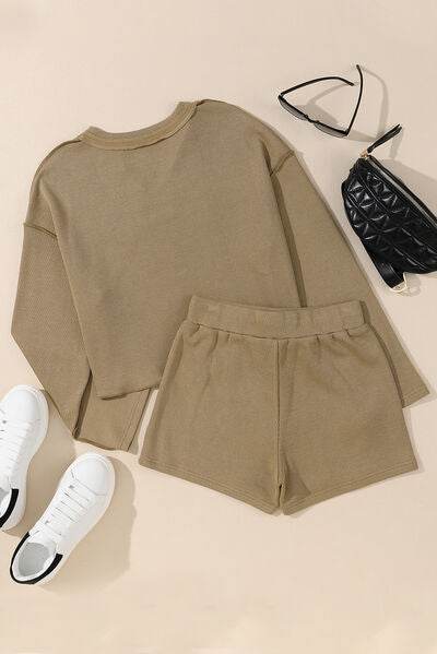 Exposed Seam Long Sleeve Top and Drawstring Shorts Set for a perfect OOTD – dress to impress outfits from Amexza