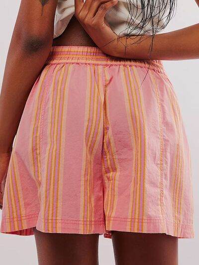 Striped Elastic Waist Shorts for a perfect OOTD – dress to impress outfits from Amexza