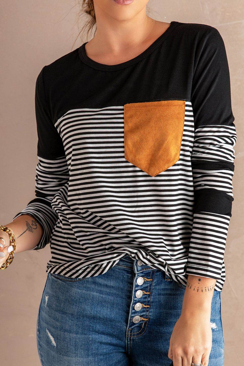 Striped Round Neck Long Sleeve T-Shirt Black for a perfect OOTD – dress to impress outfits from Amexza