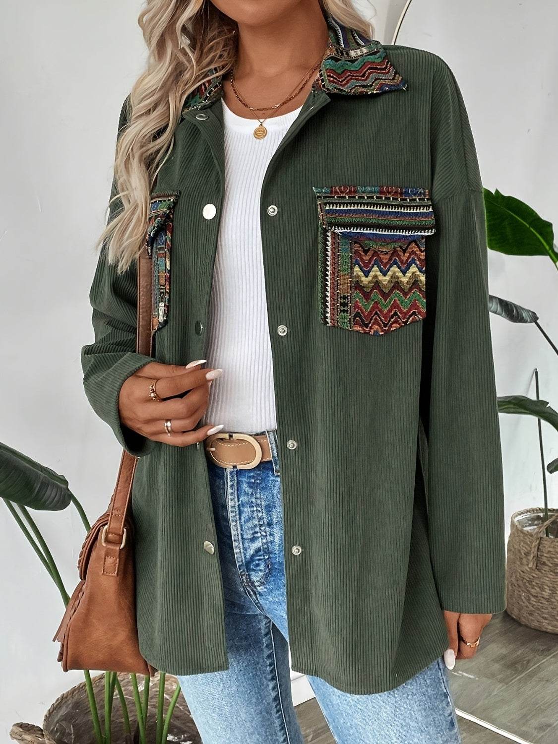 Snap Down Long Sleeve Jacket with Chest Pockets for a perfect OOTD – dress to impress outfits from Amexza