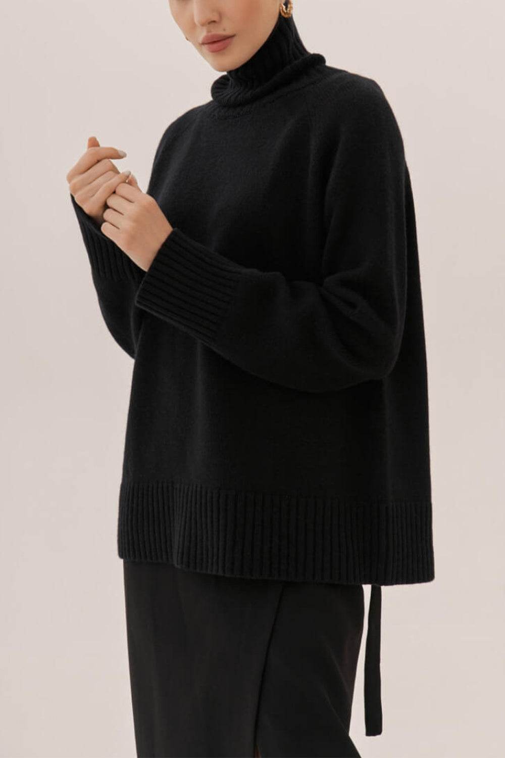 Turtle Neck Raglan Sleeve Sweater - Amexza