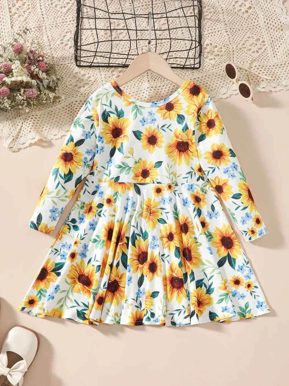 Kids Sunflower Print Round Neck Long Sleeve Dress for a perfect OOTD – dress to impress outfits from Amexza