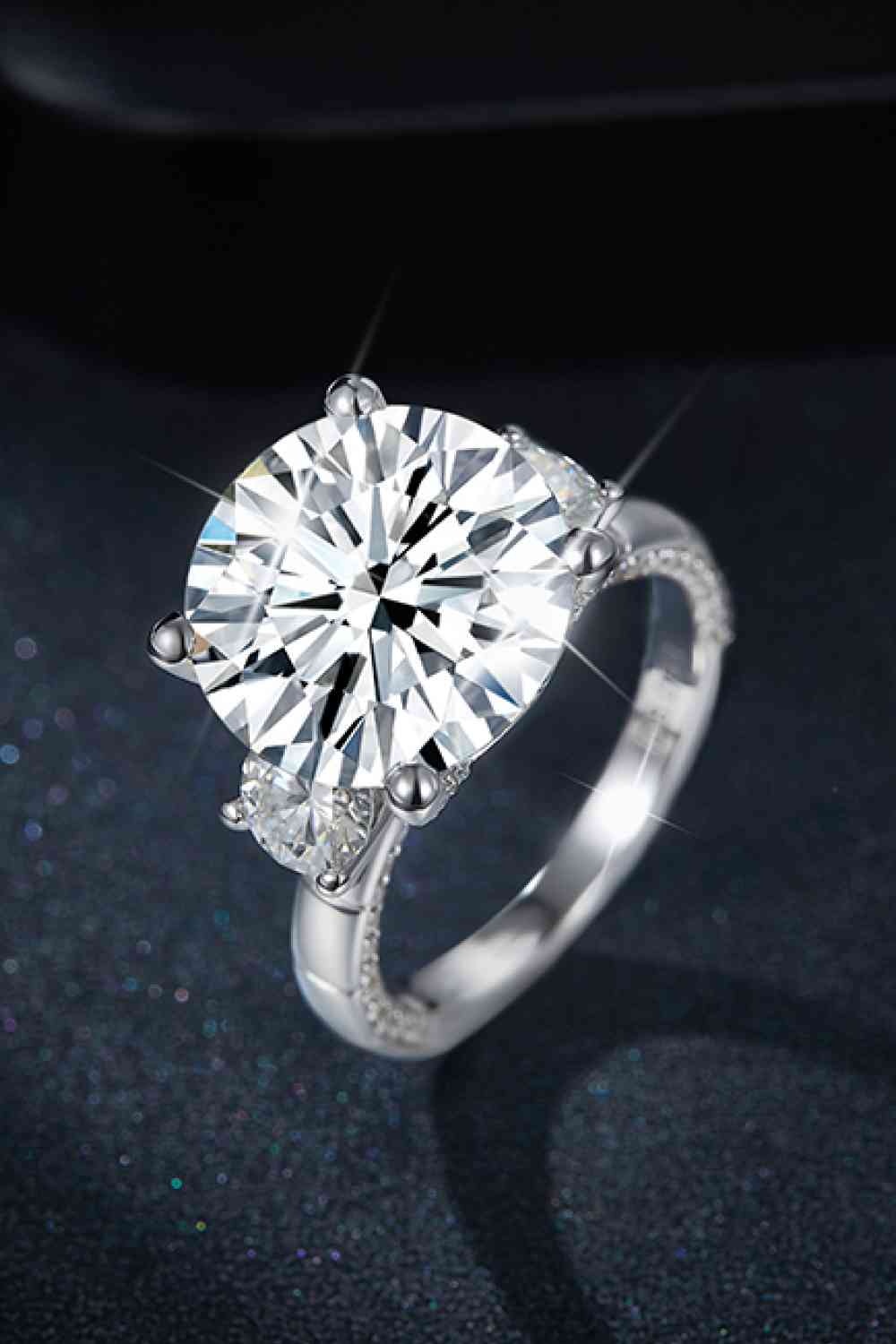 8.6 Carat Moissanite Platinum-Plated Ring for a perfect OOTD – dress to impress outfits from Amexza