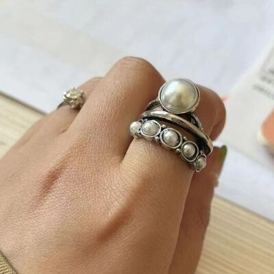 Alloy Three-Layered Open Ring Silver One Size for a perfect OOTD – dress to impress outfits from Amexza