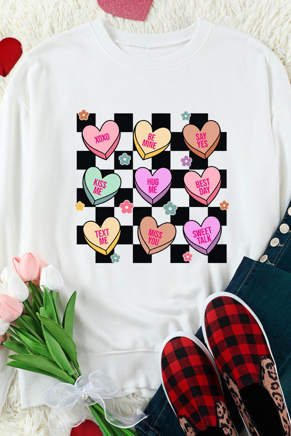 Valentine's Day Checkered Heart Long Sleeve Sweatshirt for a perfect OOTD – dress to impress outfits from Amexza