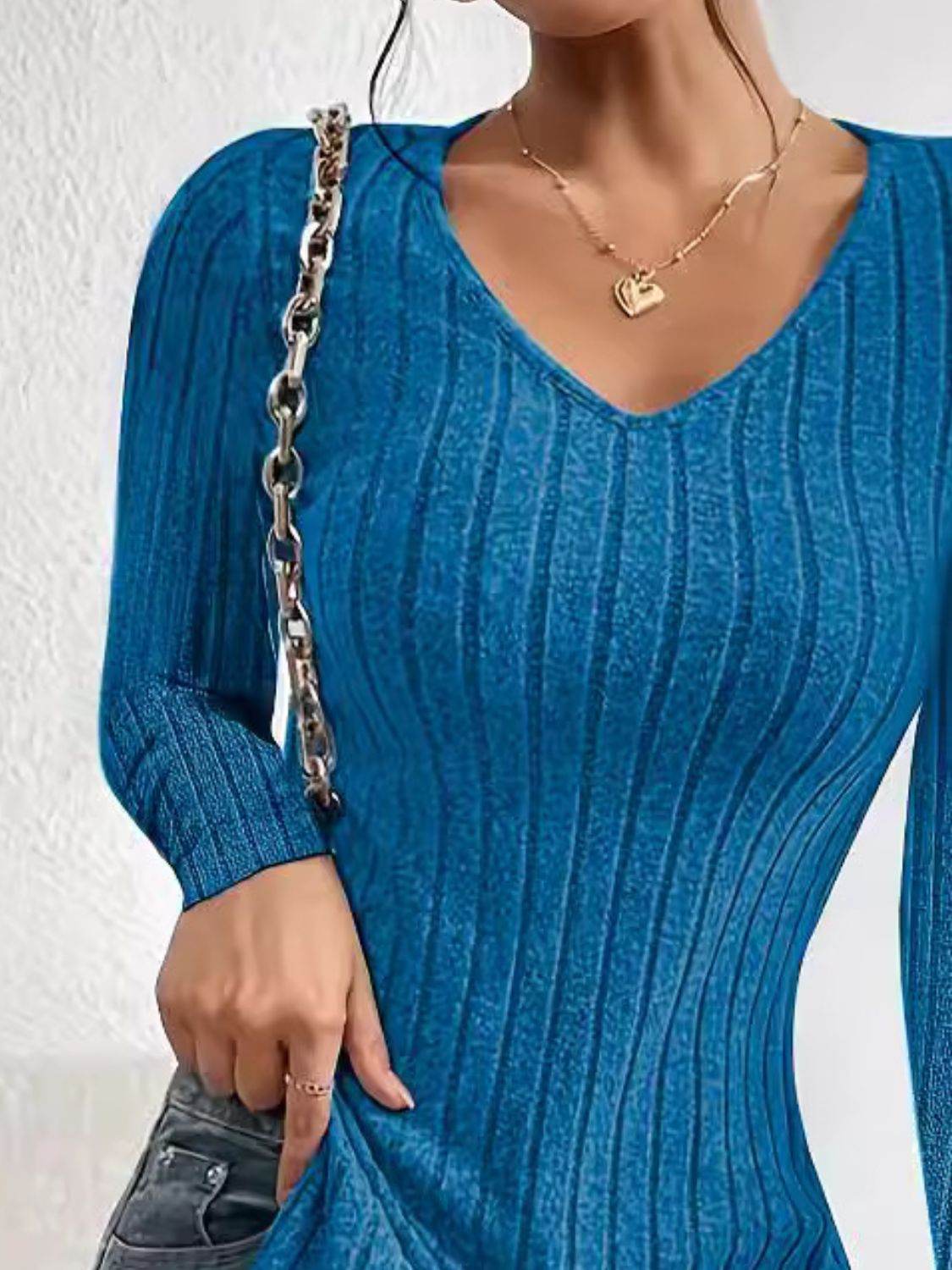 Slit Ribbed V-Neck Long Sleeve T-Shirt for a perfect OOTD – dress to impress outfits from Amexza