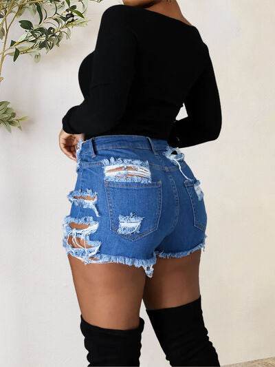 Distressed Raw Hem Denim Shorts with Pockets for a perfect OOTD – dress to impress outfits from Amexza