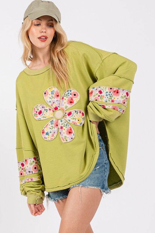 SAGE + FIG Daisy Patch Applique Long Sleeve Sweatshirt for a perfect OOTD – dress to impress outfits from Amexza