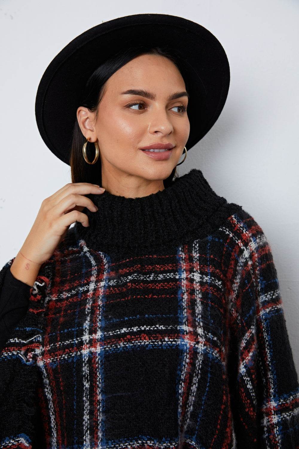 Shiny Turtleneck Plaid Raw Hem Sweater for a perfect OOTD – dress to impress outfits from Amexza
